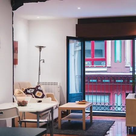 Old Town Madari By People 아파트 *